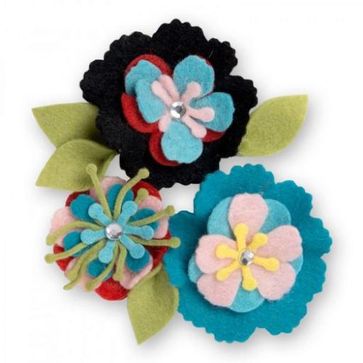 Sizzix Thinlits Dies set 13PK Stitchy Flowers & Leaf by Eileen Hull