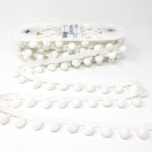 TM01 Simplicity White 28mm Soft Pom Fringe x 1 mtr