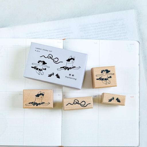 dodolulu -   Fluttering - Wooden Stamp Set